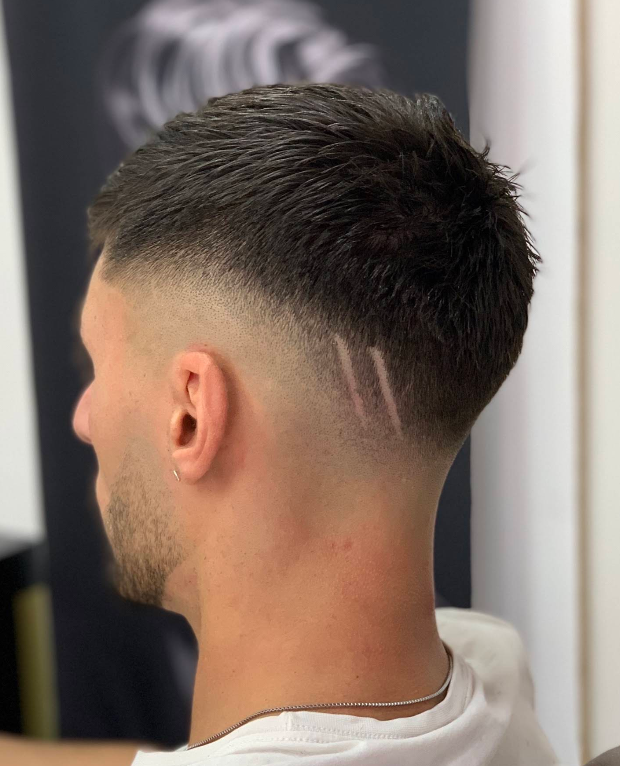 Präzisions-Fade Cut bei Kuba Barber Preetz